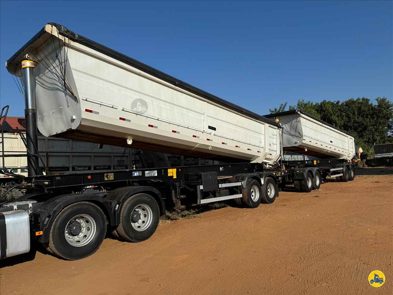 CARRETA RODOTREM BASCULANTE Jr Bozolan & Filhos ARACATUBA SÃO PAULO SP